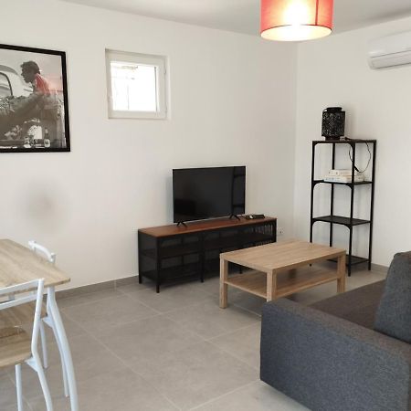 Appartement Meuble Et Tout Confort, Au Milieu De La Campagne 圣保罗三堡 外观 照片