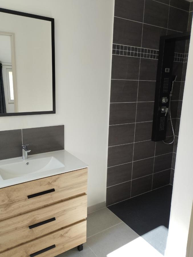 Appartement Meuble Et Tout Confort, Au Milieu De La Campagne 圣保罗三堡 外观 照片
